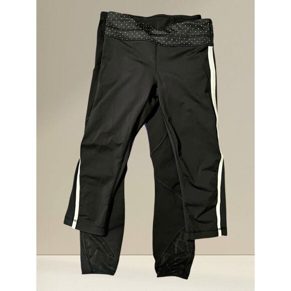 Lululemon Crop Leggings Bundle - Size 6- 4 Pairs Groove Run Inspire Mesh Floral - Picture 5 of 10